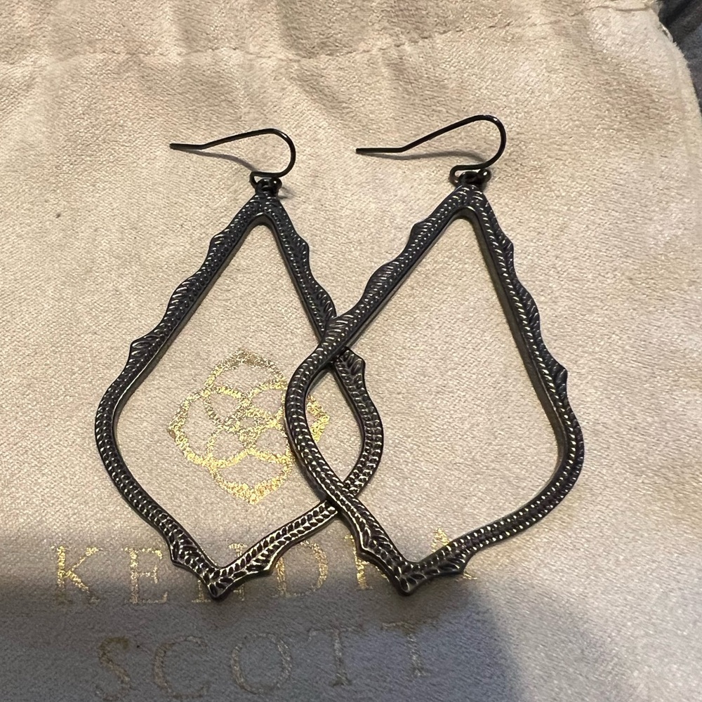 Kendra Scott Sophee Drop Earrings Gunmetal